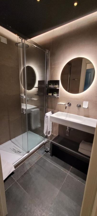 Santarella Guest House Milan Bagian luar foto